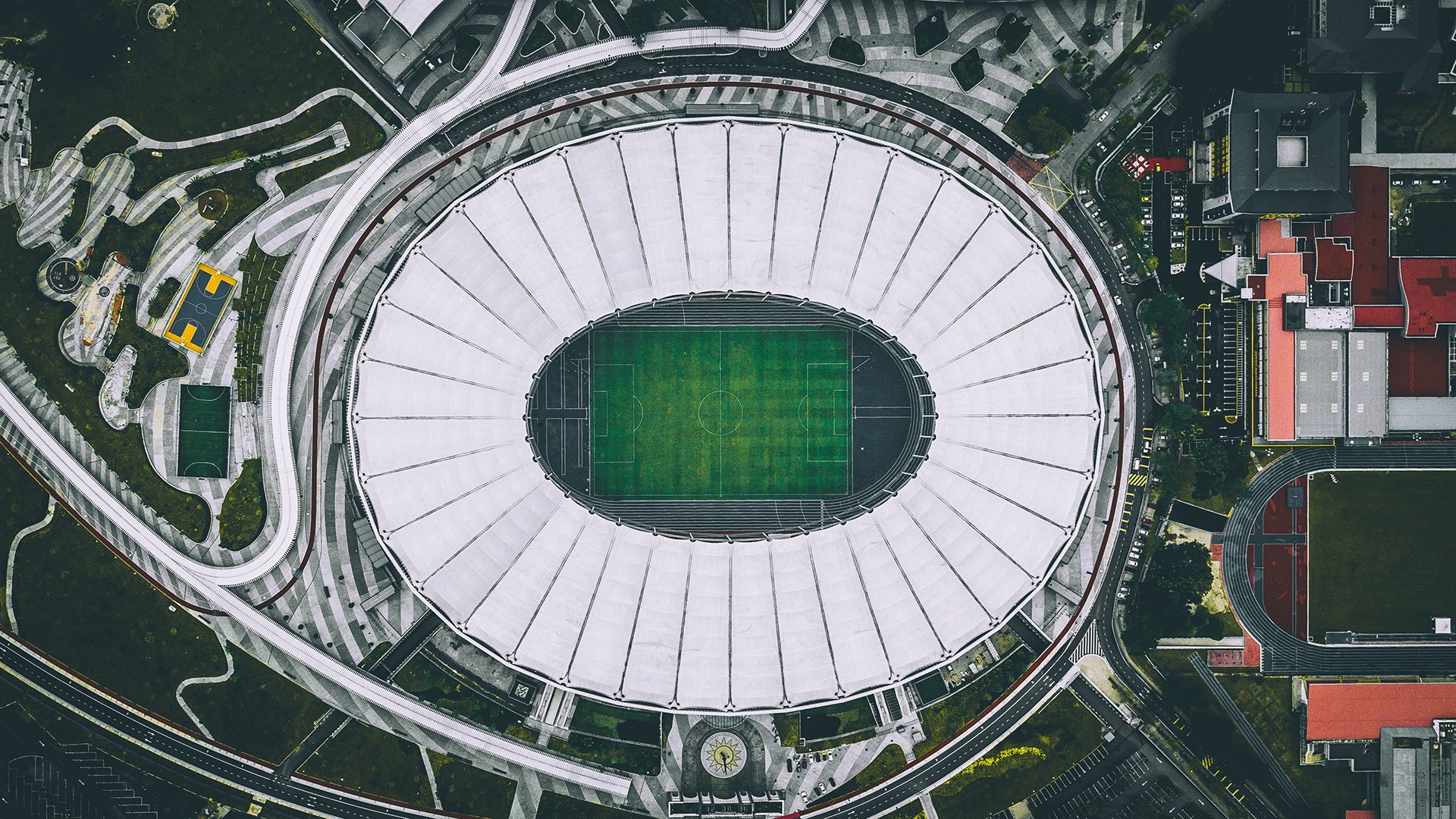 爱游戏部门-跨界风暴，尼斯密会战术流出，猛龙创队史纪录，鹈鹕队长誓师CBA